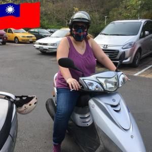 Meet your Posher, Jennifer